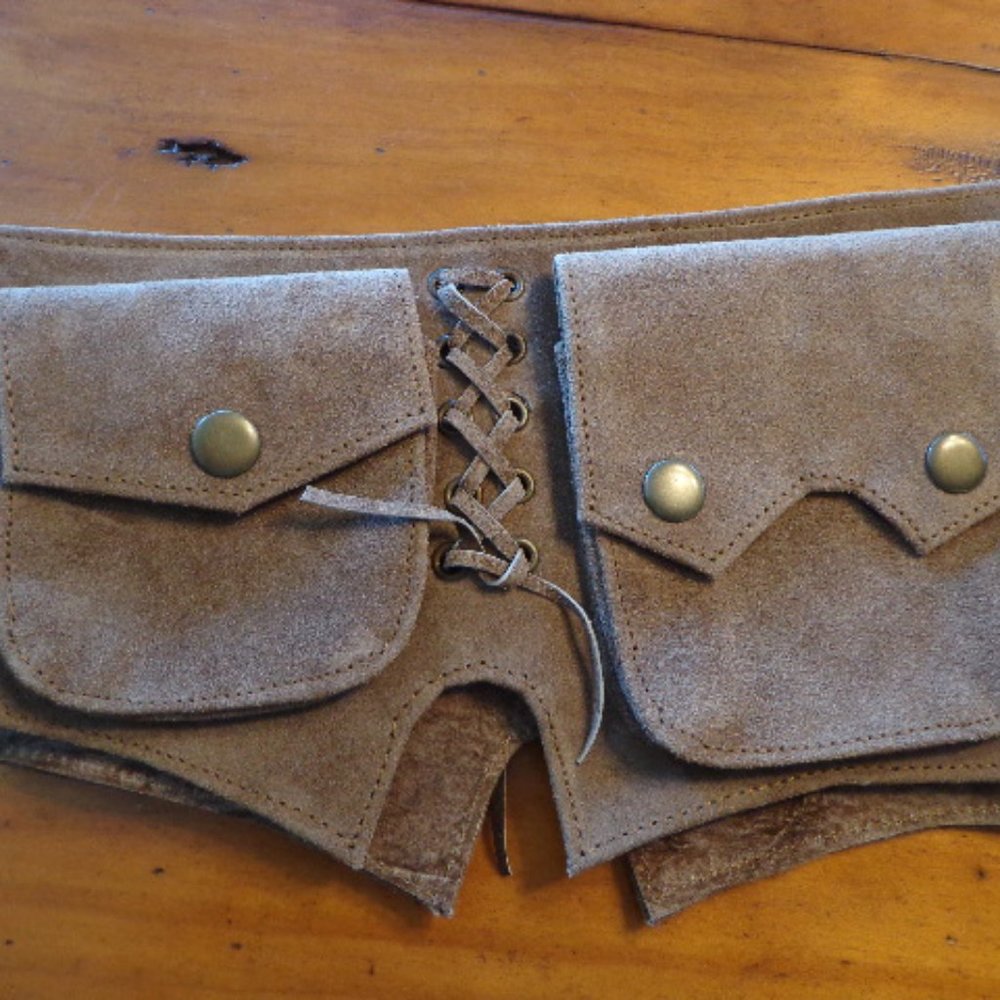 FIRM NEW! Leather Adjustable Boho Utility Hip Belt - Picture 4 of 12